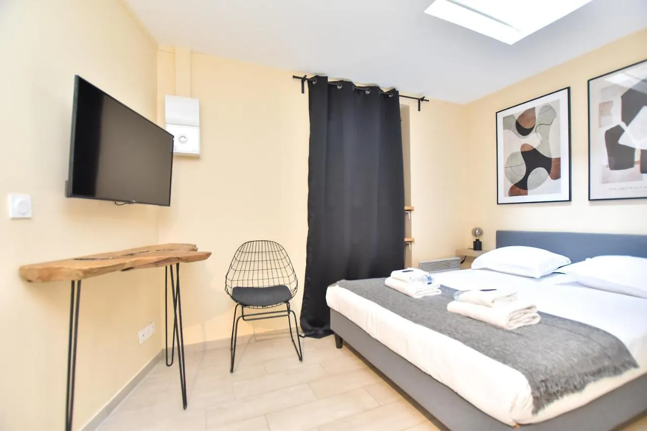 Cmg Batignolles - Pigalle Párizs 0*,  Franciaország